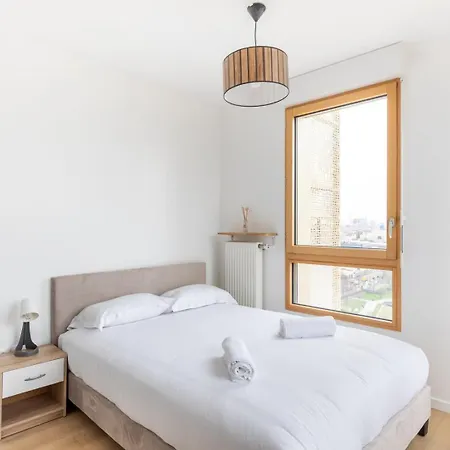 Apartment Guestready - Architect-designed Retreat Near Paris